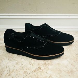 Anne Klein Suede slip on Abbe Oxford loafer sneaker in black size 8